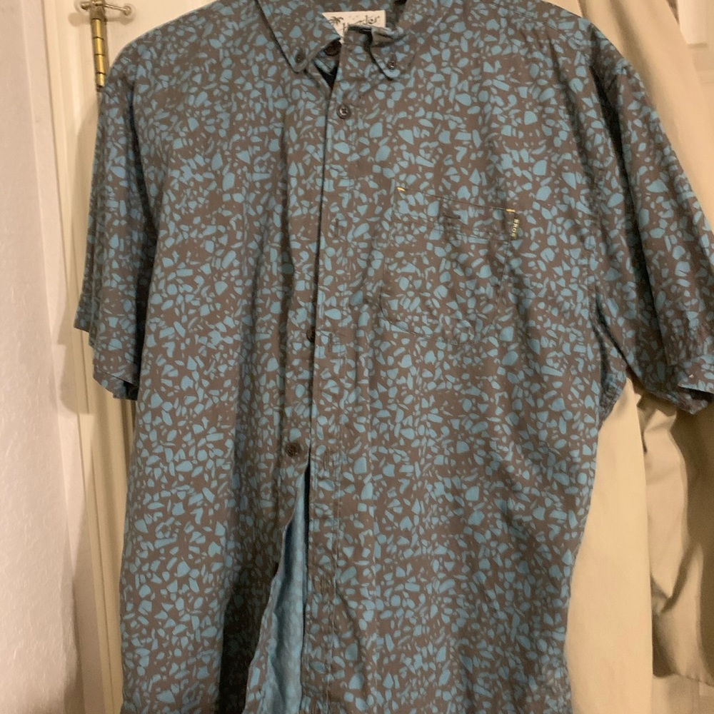 Howler Bros SS Casual Shirt. Once worn